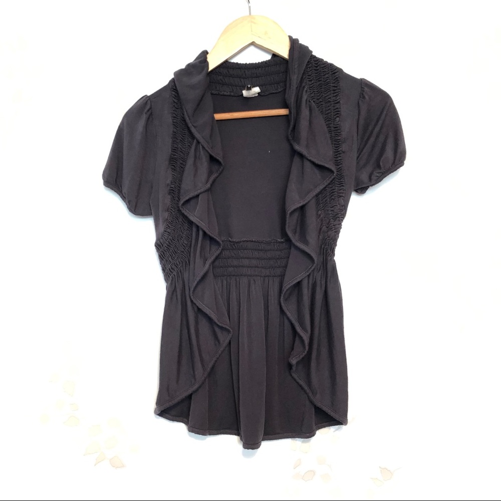 Misope, grey flutter front top!
